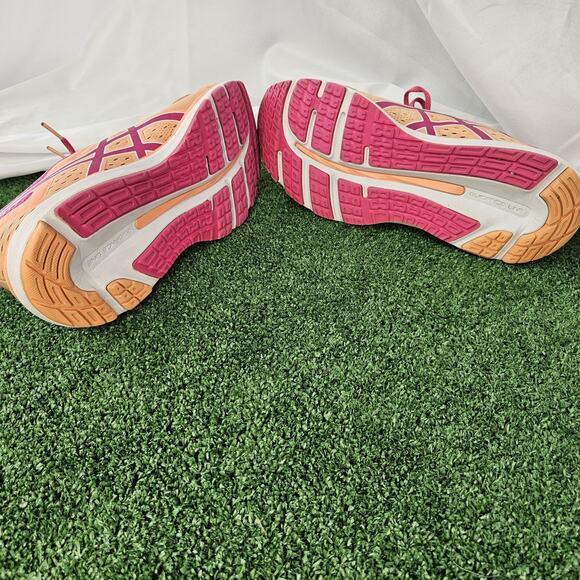 Size 11.5 - ASICS Gel Cumulus 20 Mojave Fuchsia Purple Womens Great Condition - Picture 7 of 8